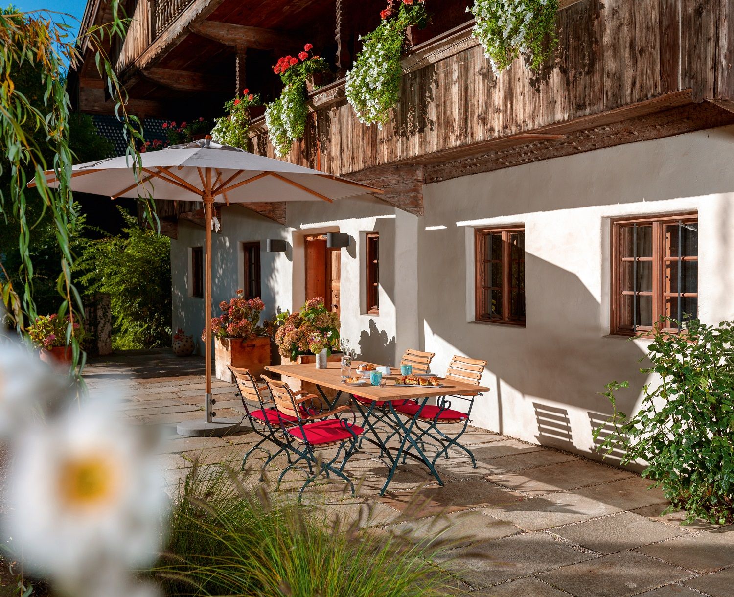 Teakschirm / Sonnenschirm Weishäupl