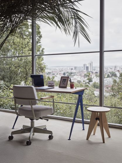 Tabouret Solvay Hocker Vitra Eiche dunkel massiv, Naturholz Schutzlack