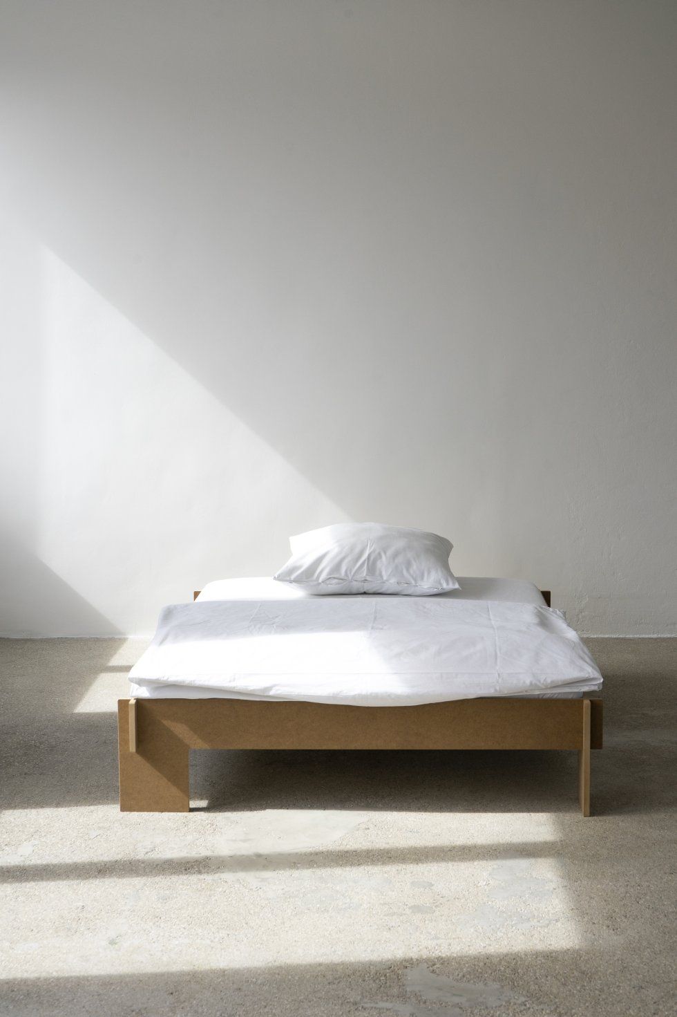 Siebenschläfer Bett Nils Holger Moormann B 160 x L 200 cm - MDF Natur
