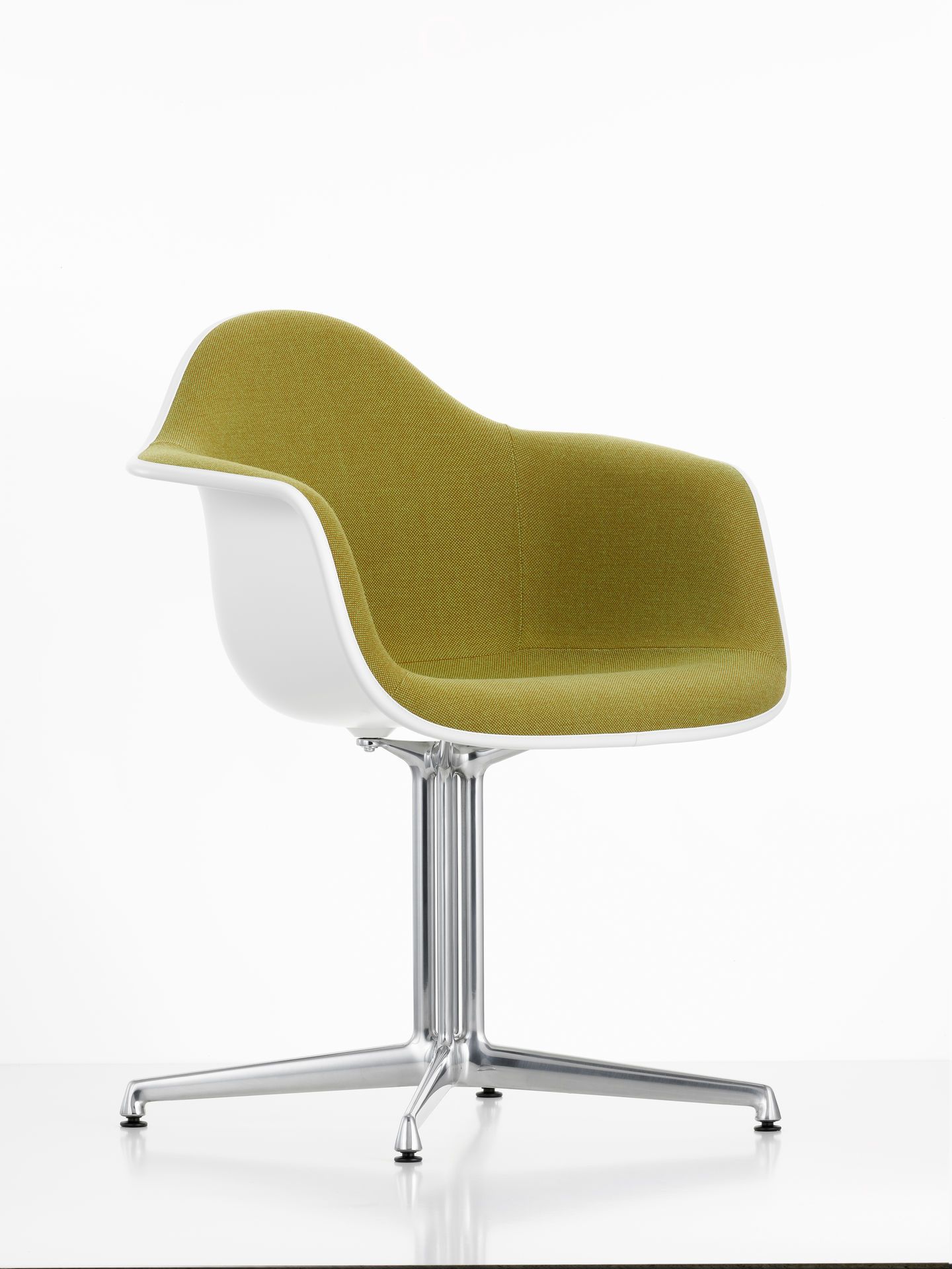 Eames Plastic Arm Chair DAL Stuhl Vollgepolstert Vitra