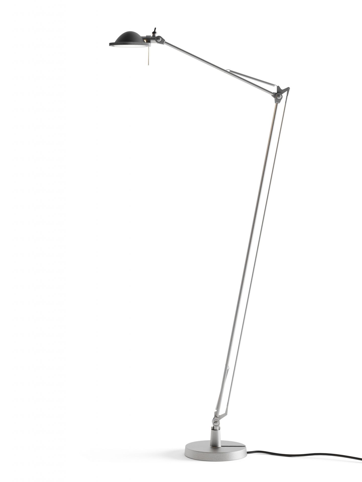 Schwarze Berenice D12/5 Stehleuchte von Luceplan mit verstellbarem Metallreflektor und filigranem Leuchtenarm.