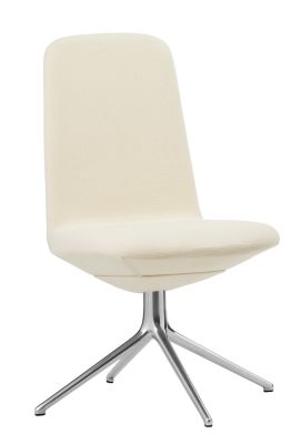 Off Chair Konferenzstuhl von Normann Copenhagen, niedrige Ausführung, Stoffbezug in Creme, Drehfuß.