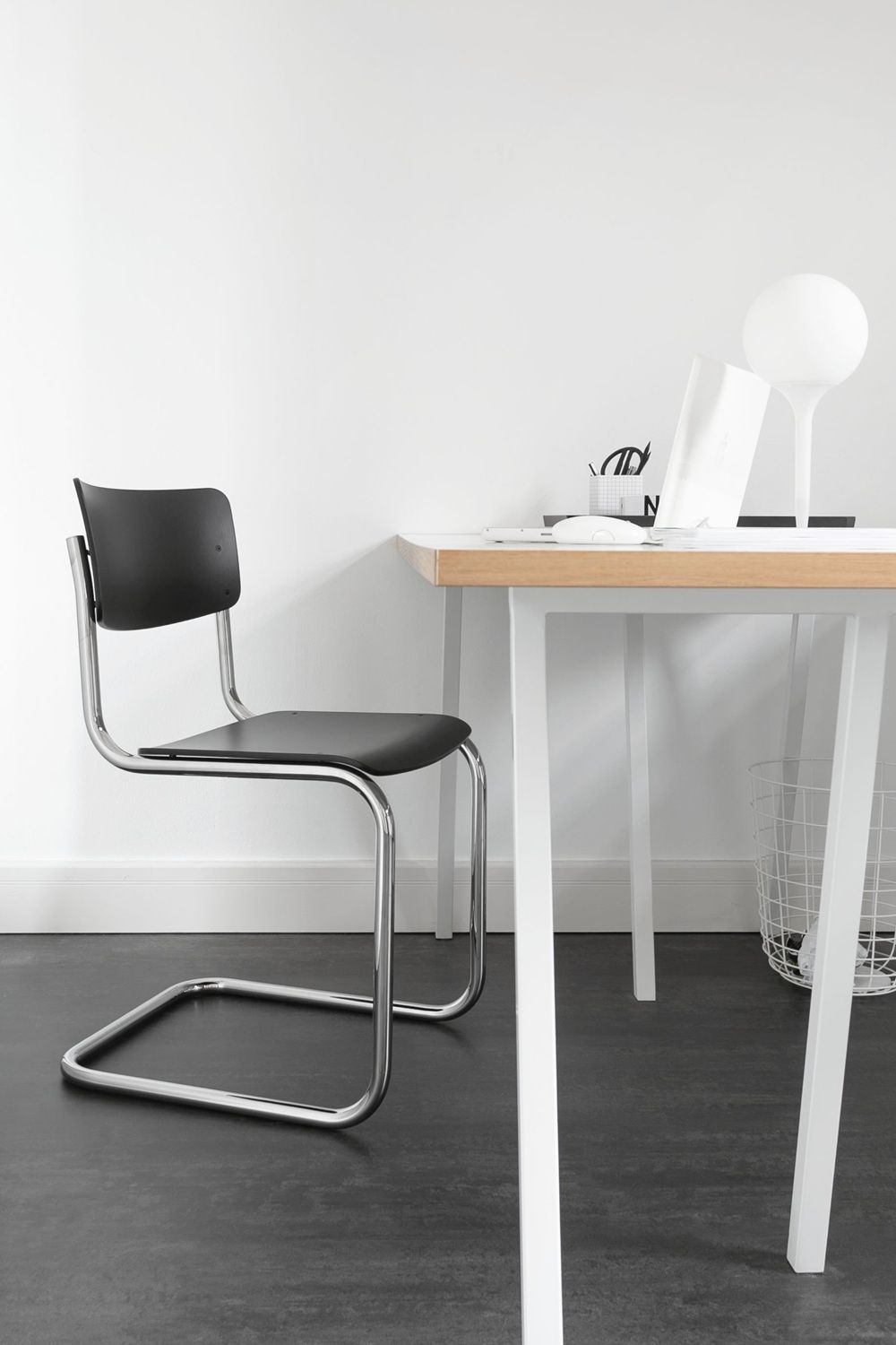 S 43 Stahlrohr Klassiker Freischwinger CHROM/SCHWARZ Thonet VORZUGSKOMBINATION