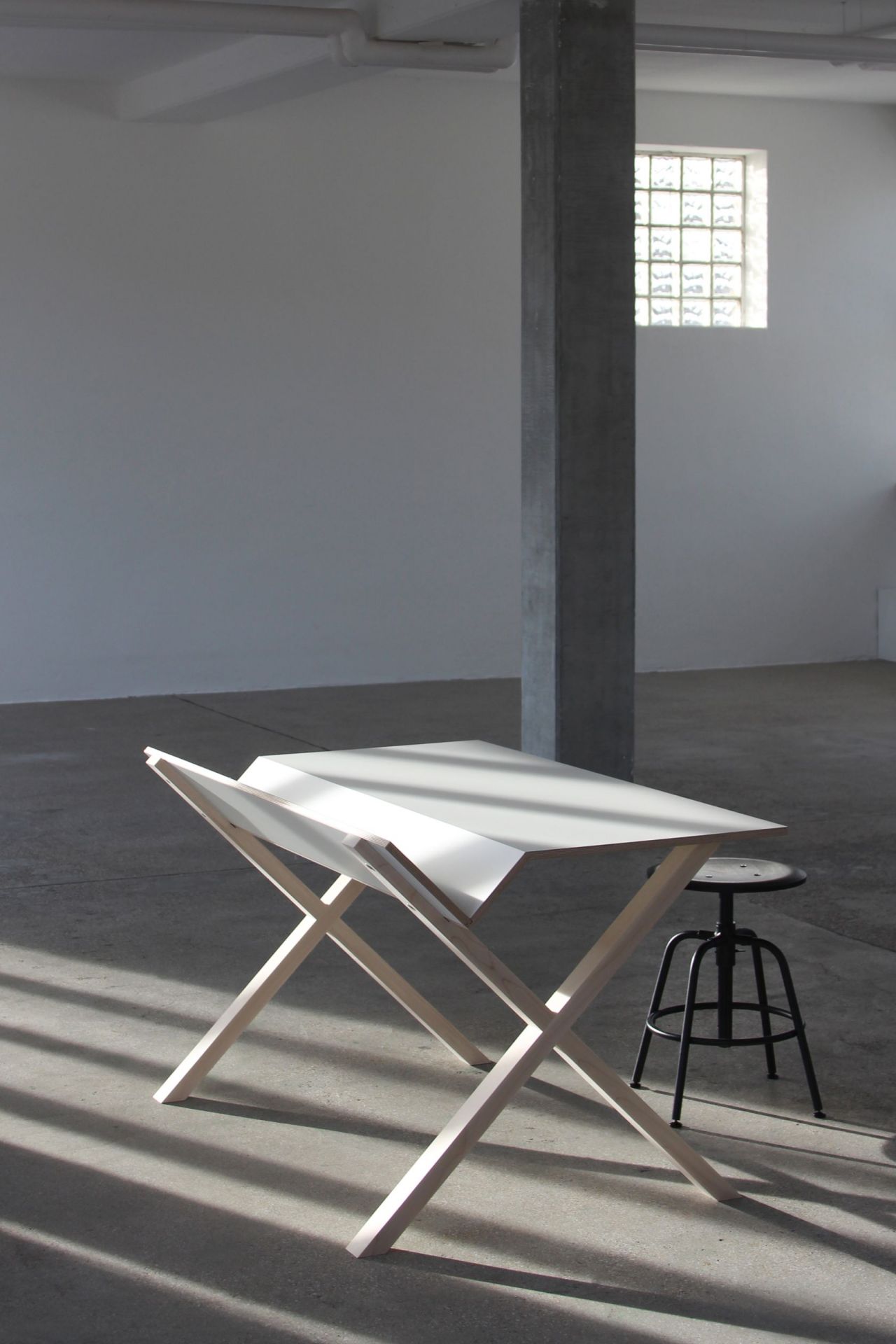 Kant Schreibtisch Nils Holger Moormann