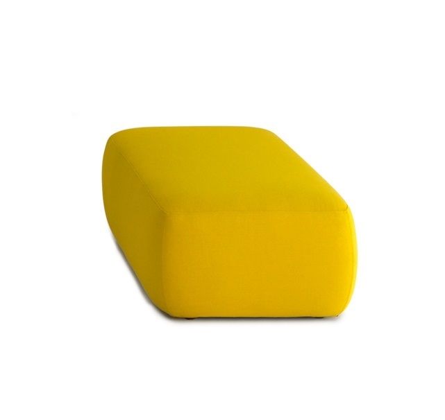 Gelber PLUS D215 Pouf: Moderner, bequemer Einsitzer für Wohnzimmer und Lounge-Bereiche. Sitzhocker in La Palma Design.