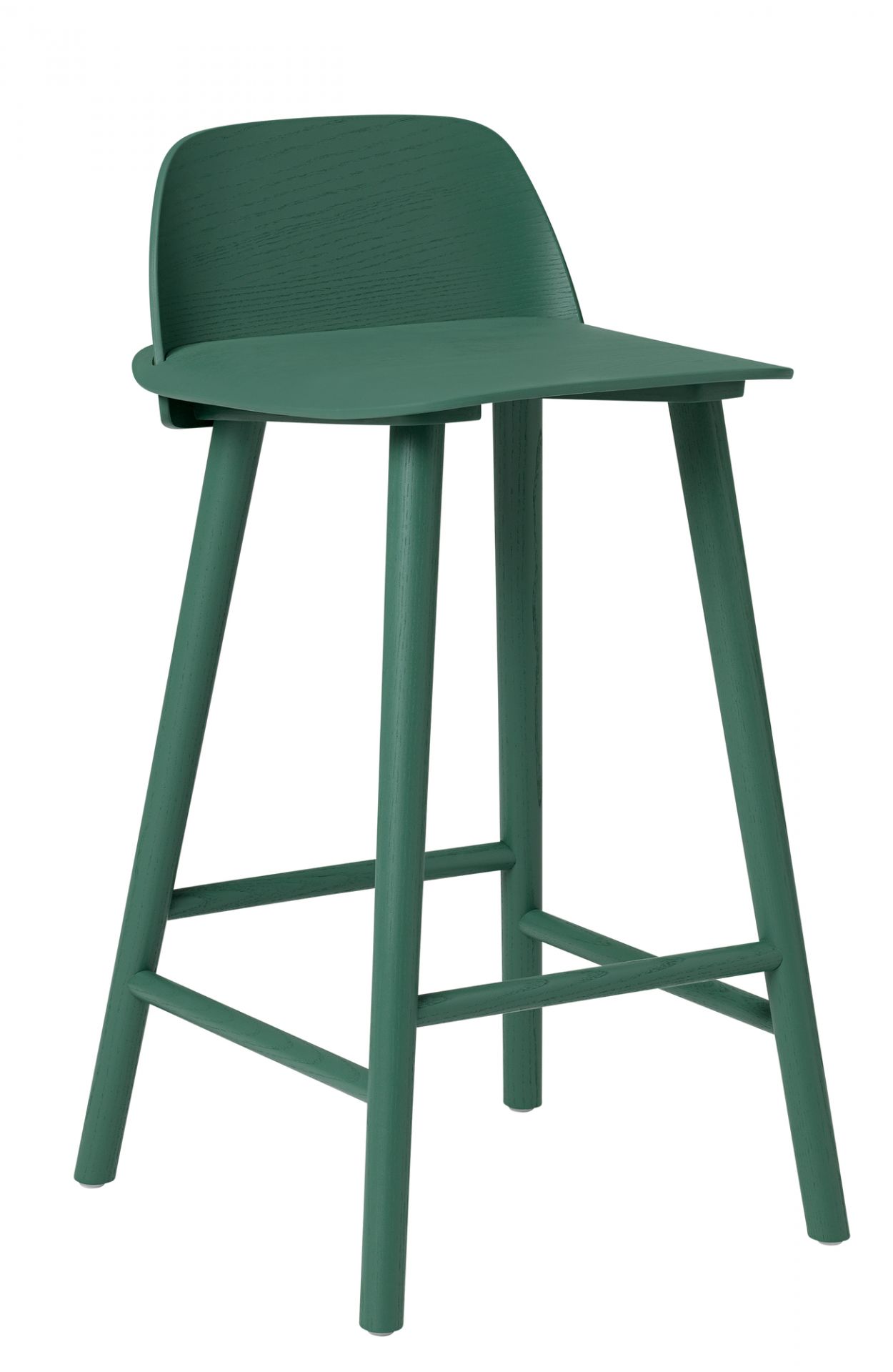Grüner Nerd Counter Stool Barhocker von Muuto, H 65 cm, aus Holz, mit Rückenlehne.