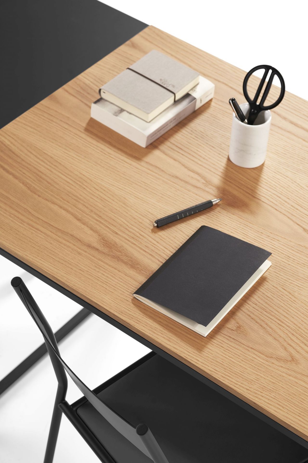 Macis Schreibtisch mit Schublade, Verlängerungen und Pinnwand Eiche Opinion Ciatti