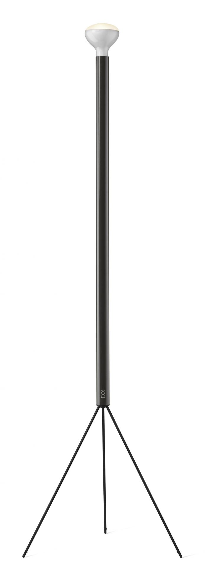 Schwarze Flos Luminator Stehleuchte mit Stativfuß und weißem Diffusor für moderne Beleuchtung.