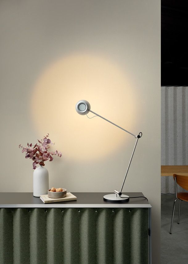 IRIO T Table lamp Tischleuchte Baltensweiler