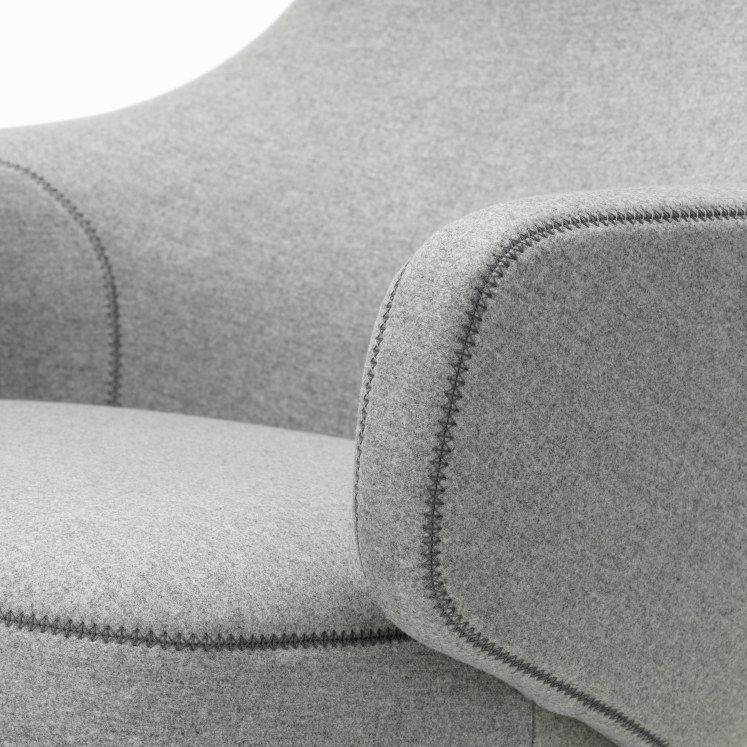 Grand Repos Sessel  + Ottoman Vitra Poliert  Cosy Kieselstein
