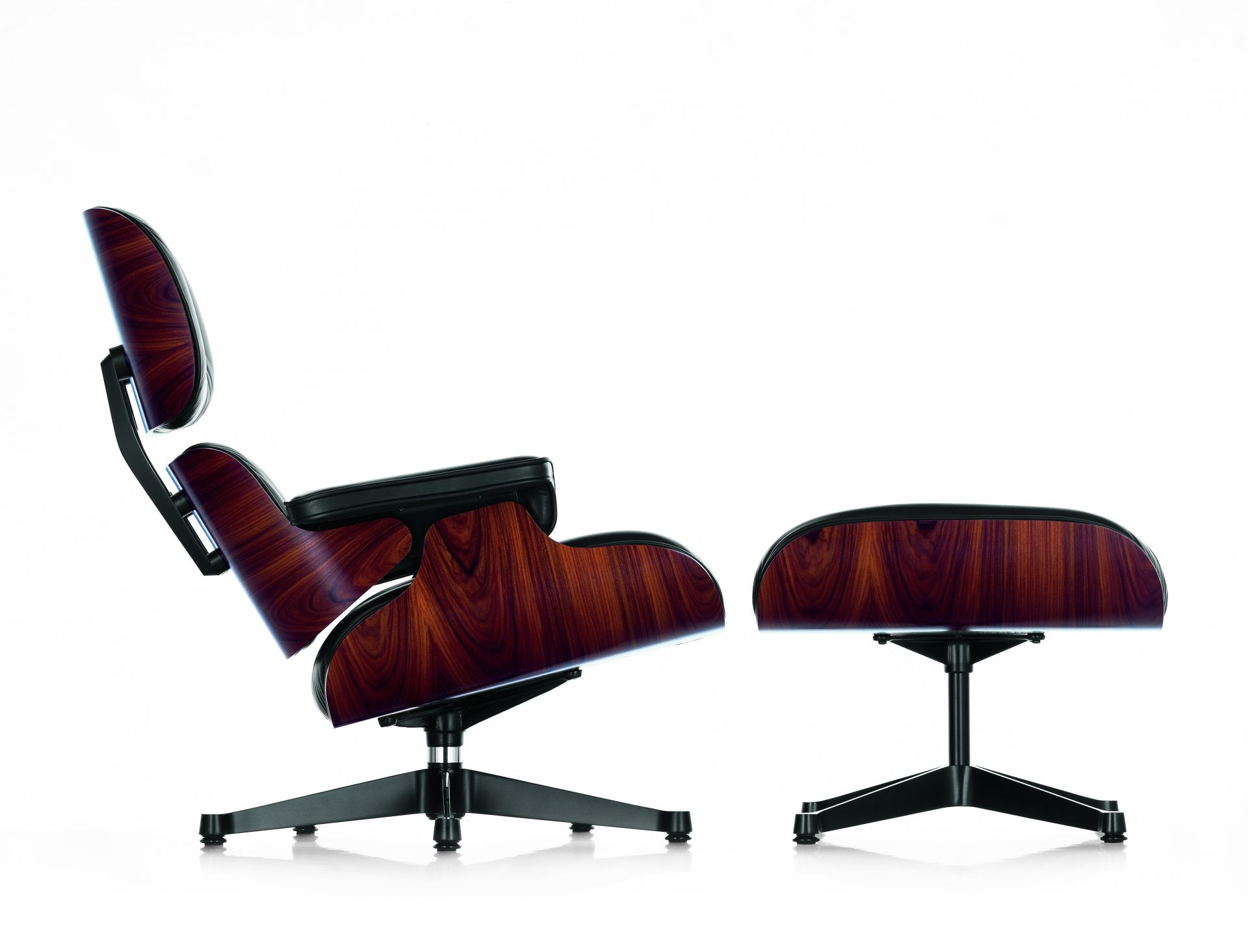 Centrum rok Surichinmoi Eames Lounge Chair & Ottoman Sessel in Palisander Vitra AUSSTELLUNGSSTÜCK |  VITRA 41212200 2 0025 66 02 05_EINZEL