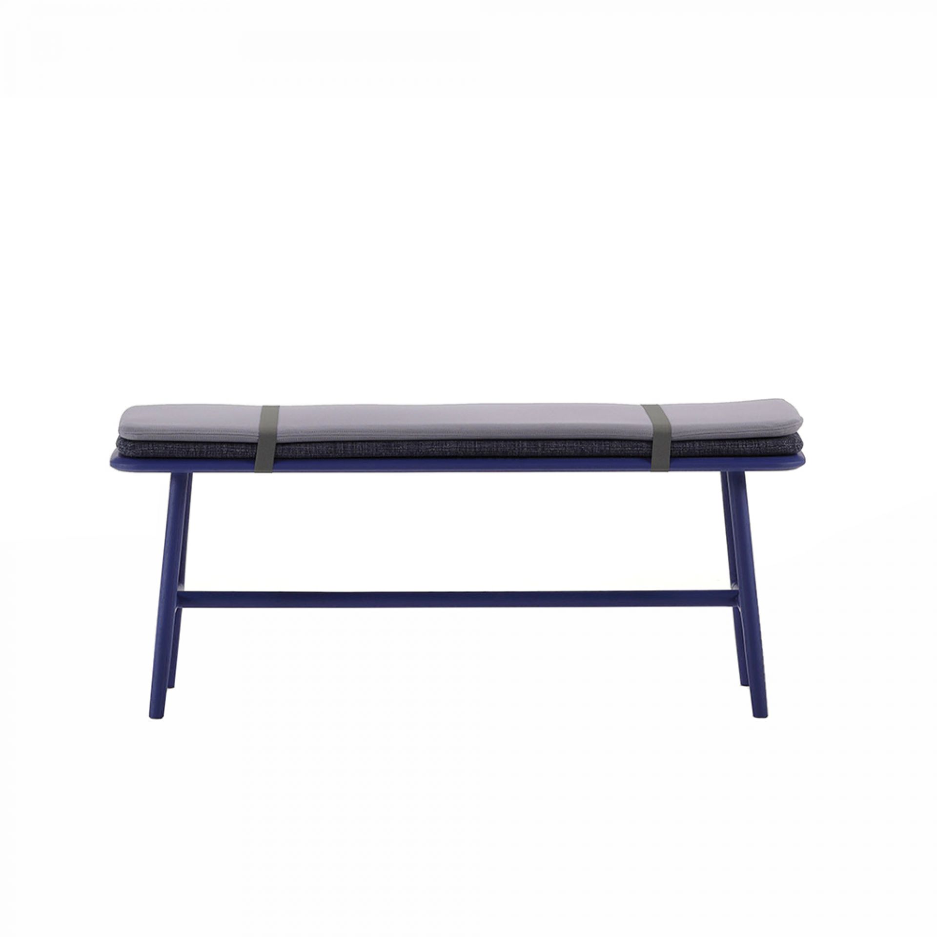 Blaue Nudo Sitzbank von Sancal mit grauem Sitzkissen und Halteband, modernes Möbeldesign.