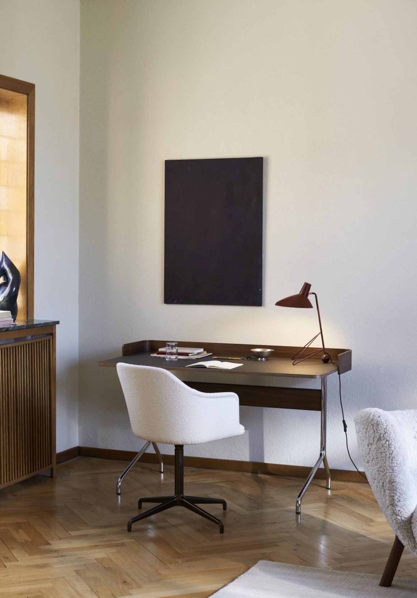 Pavilion AV16 / AV17 Sekretär / Schreibtisch AndTradition