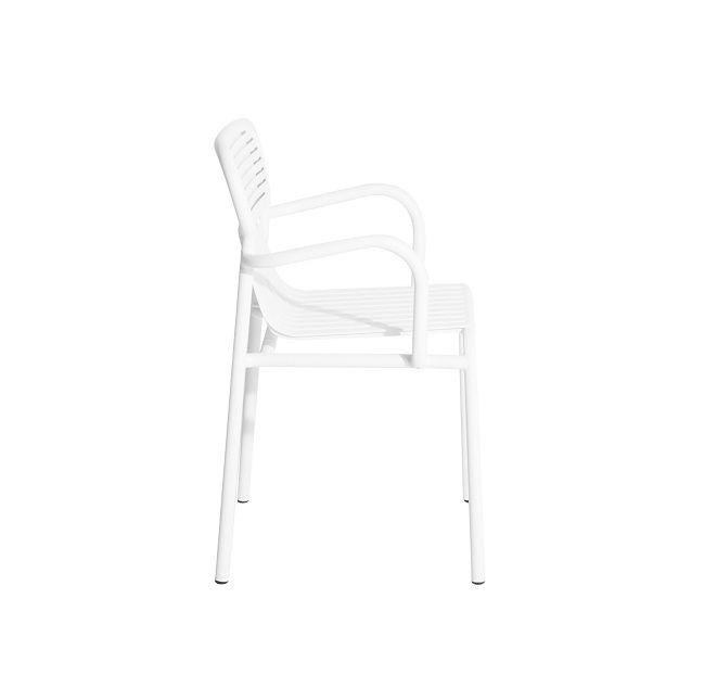 Weißer Week-End Gartenstuhl mit Armlehnen von Petite Friture, Seitenansicht, moderner Outdoor Stuhl für Garten und Terrasse.
