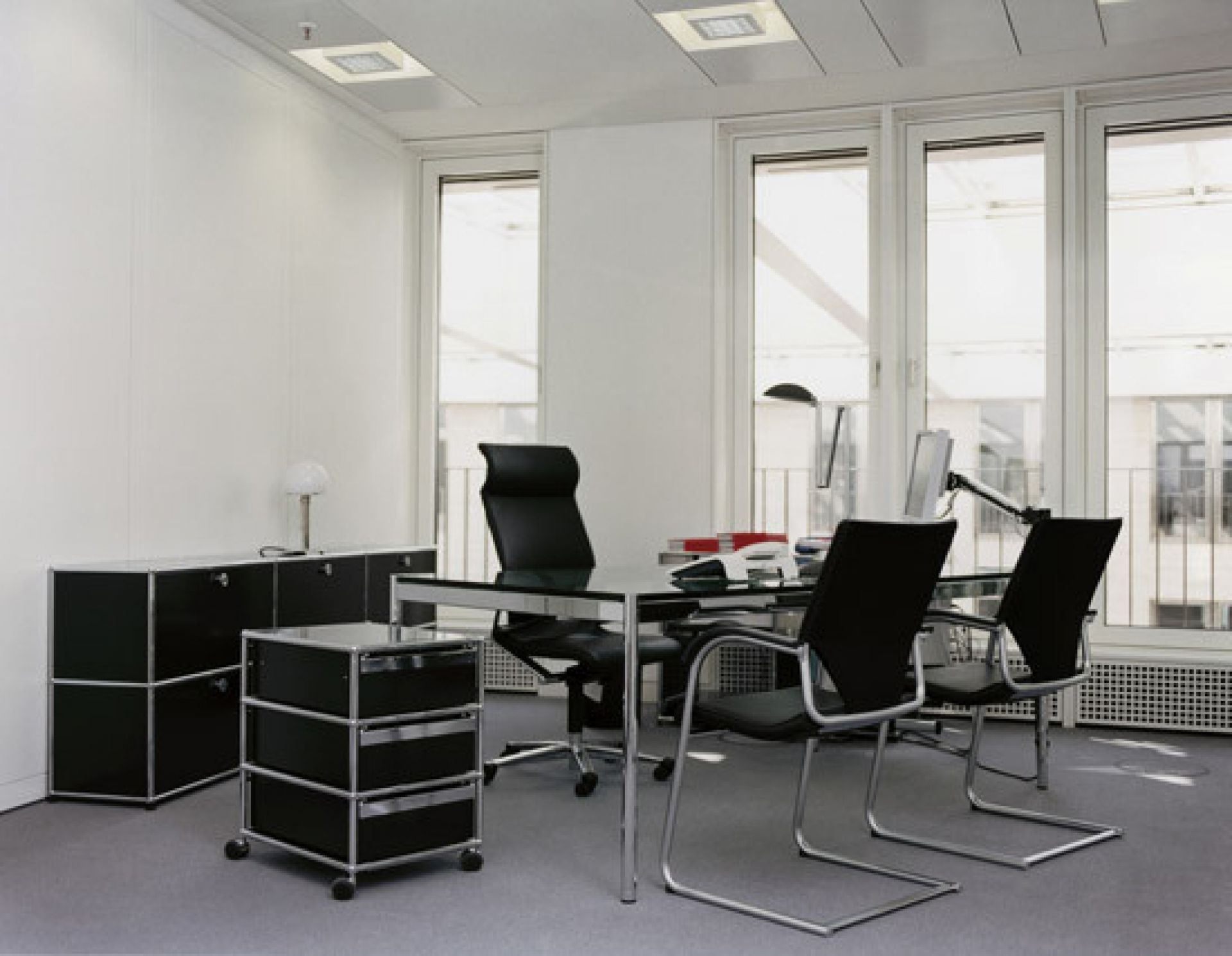 USM Haller Tisch 175 x 75 cm perlgrau QUICK SHIP