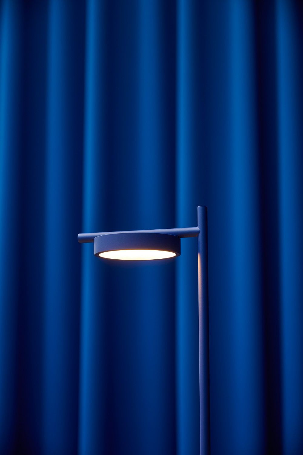 Igram Portable Table Lamp Shape I Akkuleuchte / Tischleuchte Grupa