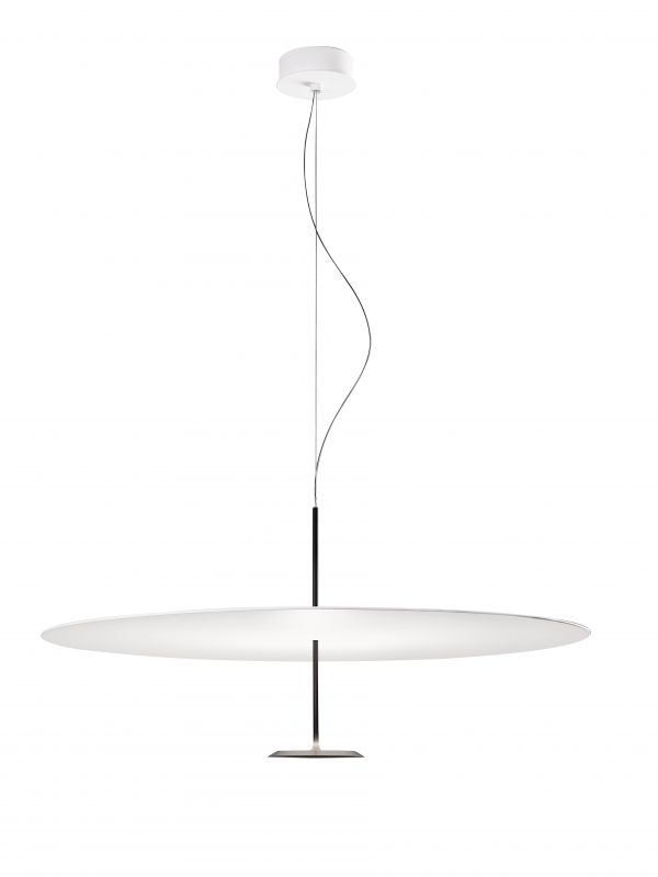 Dot Pendelleuchte in Schwarz eloxiert: Moderne Hängeleuchte mit flachem, rundem Lampenschirm.