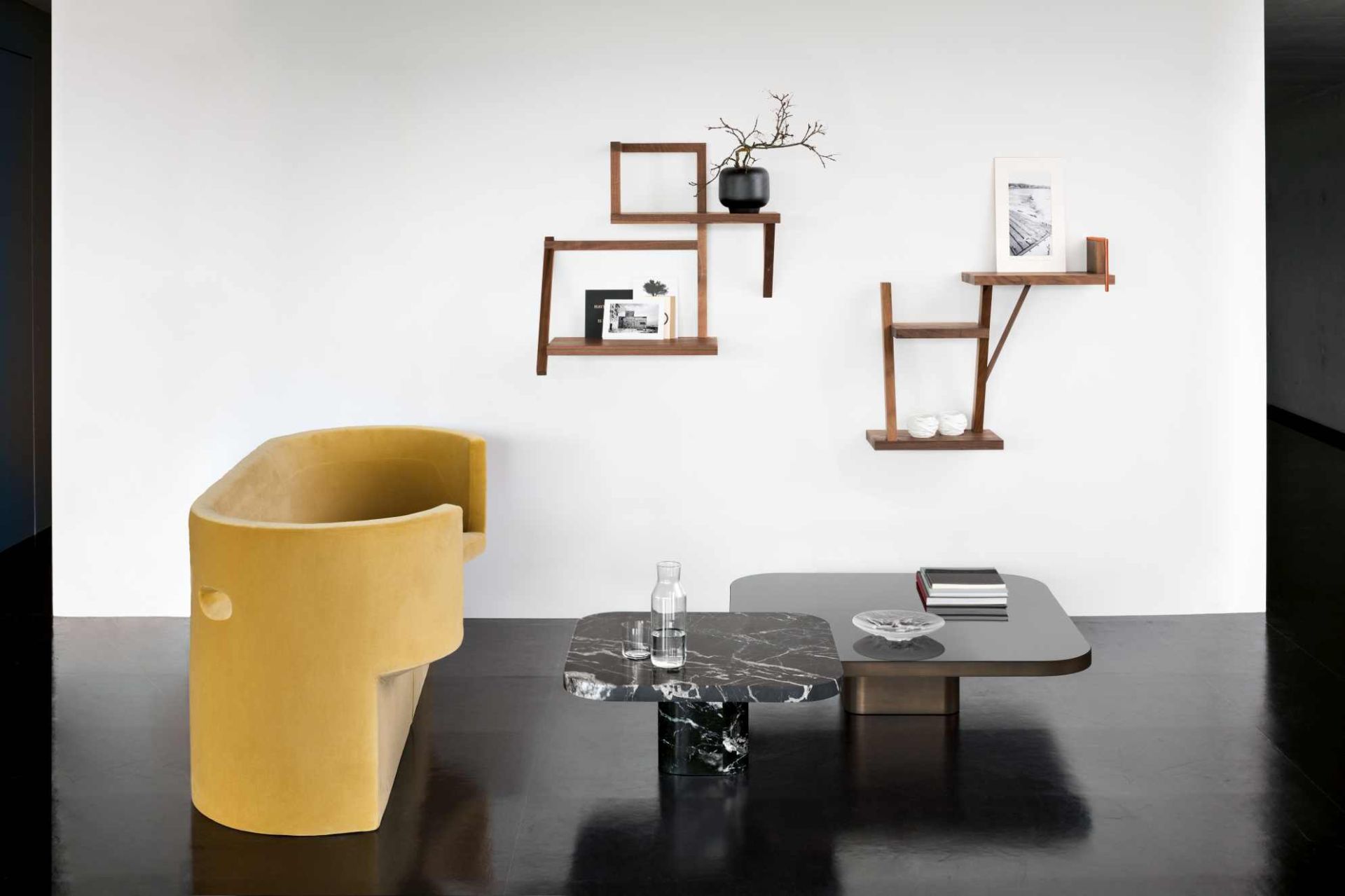 Bow Coffee Table Couchtisch No. 4 ClassiCon