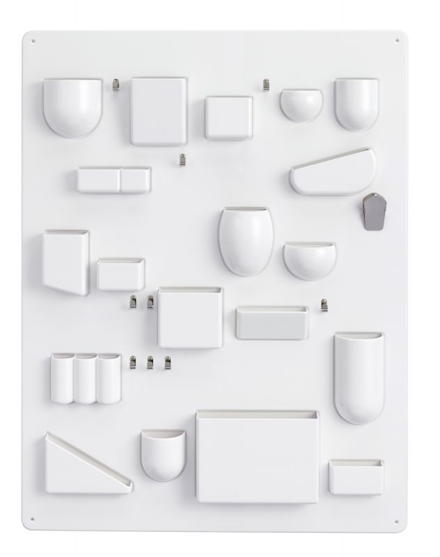 Weißes Uten.Silo I Utensilo von Vitra: Wandorganizer mit verschiedenen Behältern und Fächern zur Aufbewahrung von Büroartikeln.